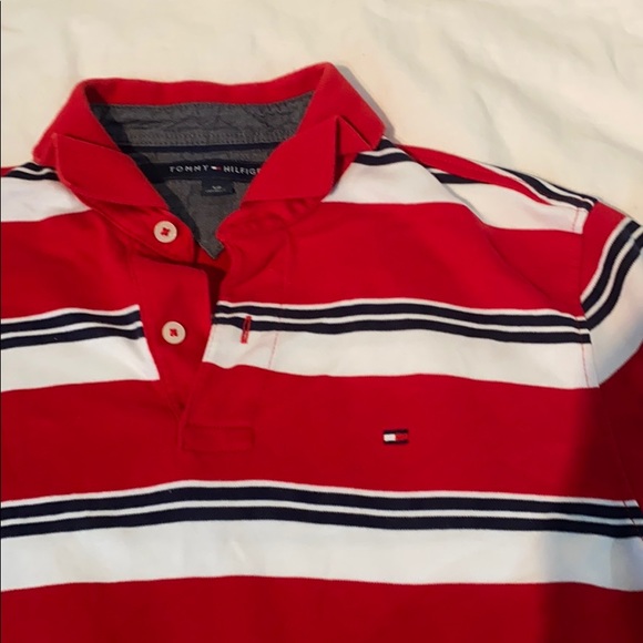 Tommy Hilfiger collared shirt. - Picture 3 of 3